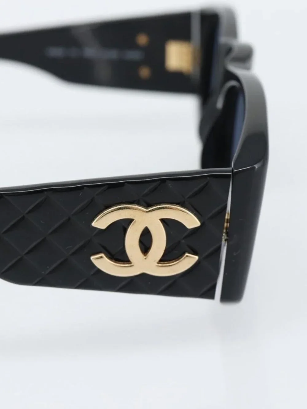 CHANEL Sunglasses Plastic Black Gold CC Auth bs35953
